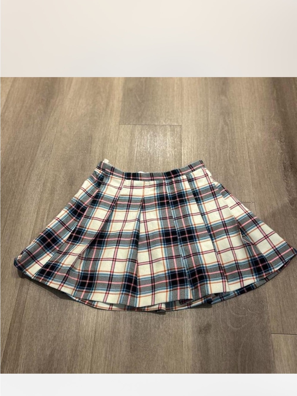 Plaid Pleated Mini Skirt in Cream and Blue